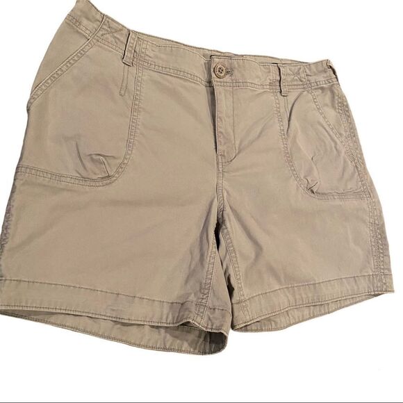Eddie Bauer Shorts  - Picture 1 of 14